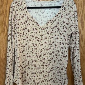 Floral V-Neck Long Sleeve Top